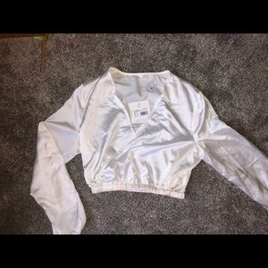 Silky Long sleeve Crop Top